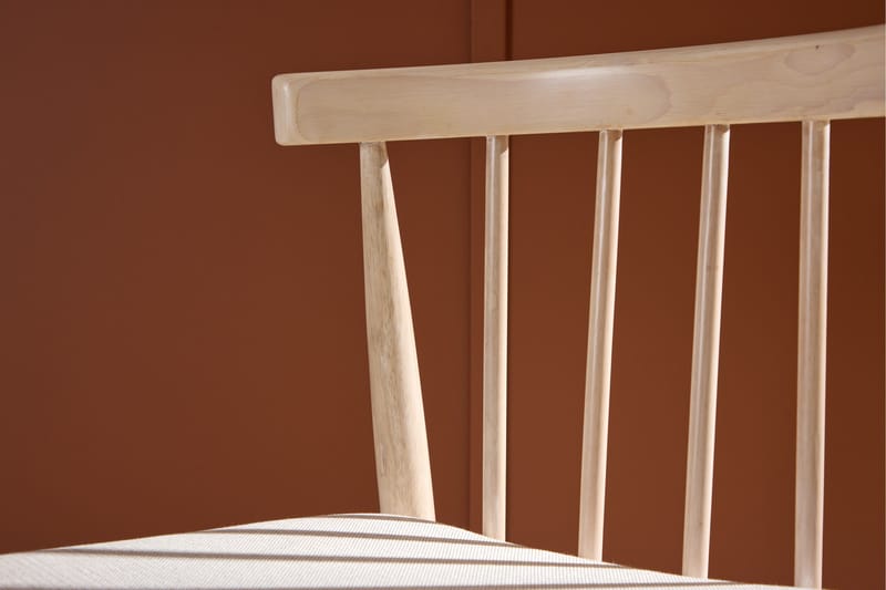 Ruokatuoli ilman käsinojia Peach Flora-ruokatuoli – valkopestyt jalat / beige kangas Valkopesty - Huonekalut - Tuoli & nojatuoli - Ruokapöydän tuolit