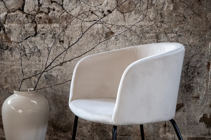 Nojatuoli Berit - Valkoinen/Musta - Huonekalut - Tuoli & nojatuoli - Ruokapöydän tuolit