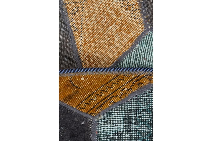 Käsinsolmittu Tilkkumatto Villa/Lanka Moniväri 144x220cm - Monivärinen - Käsintehdyt matot - Patchwork-matto