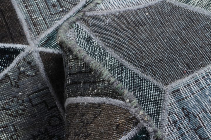 Käsinsolmittu Tilkkumatto Villa/Lanka Moniväri 176x247cm - Monivärinen - Käsintehdyt matot - Patchwork-matto