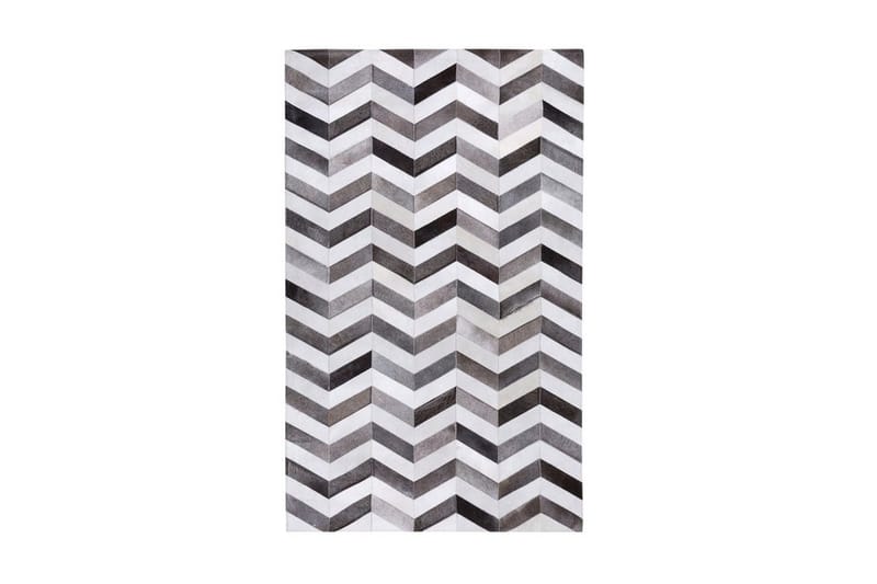 Matto Aksaz 140x200 - Kodintekstiilit & matot - Matto - Talja & nahkamatto