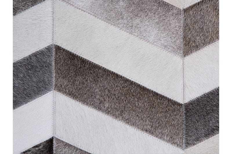 Matto Aksaz 140x200 - Kodintekstiilit & matot - Matto - Talja & nahkamatto