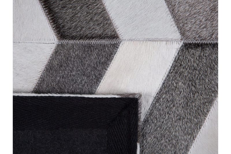 Matto Aksaz 140x200 - Kodintekstiilit & matot - Matto - Talja & nahkamatto