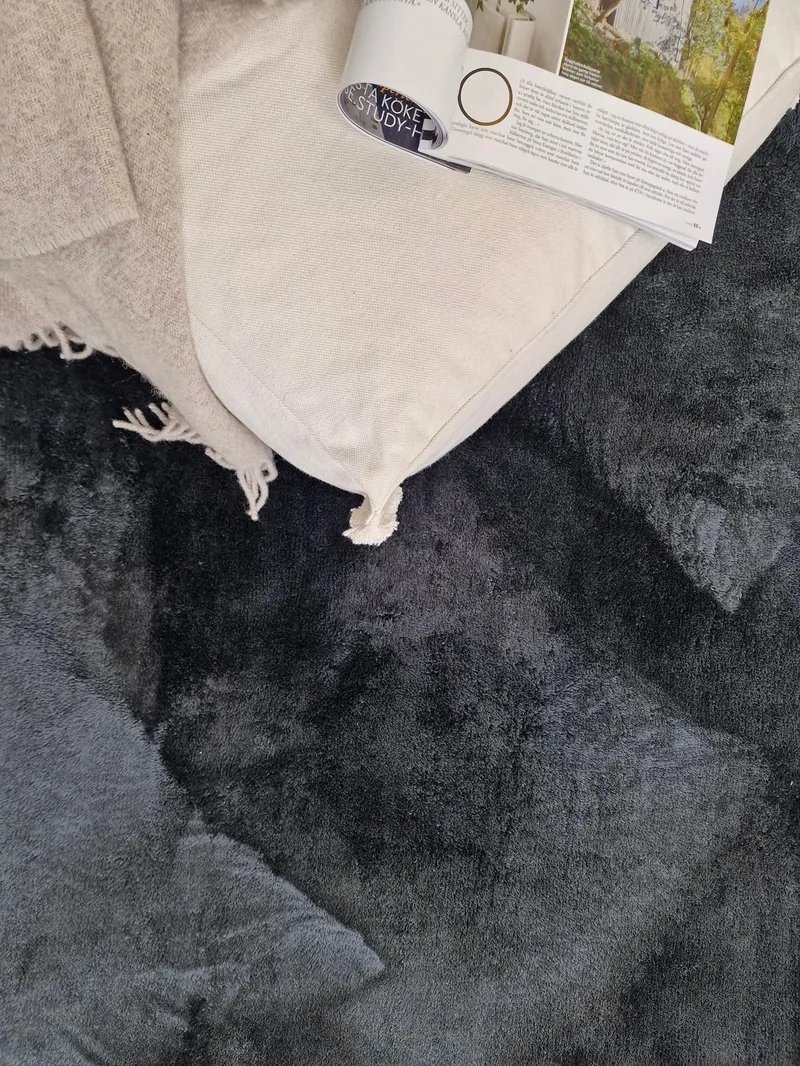 Cozy nukkamatto 200x290 cm suorakaide - Musta - Kodintekstiilit & matot - Matto - Moderni matto - Nukkamatto