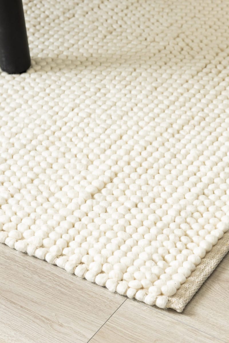 Käsinkudottu matto KM Home Bubble 140x200 cm Creme - Kerma - Kodintekstiilit & matot - Matto - Moderni matto - Villamatto