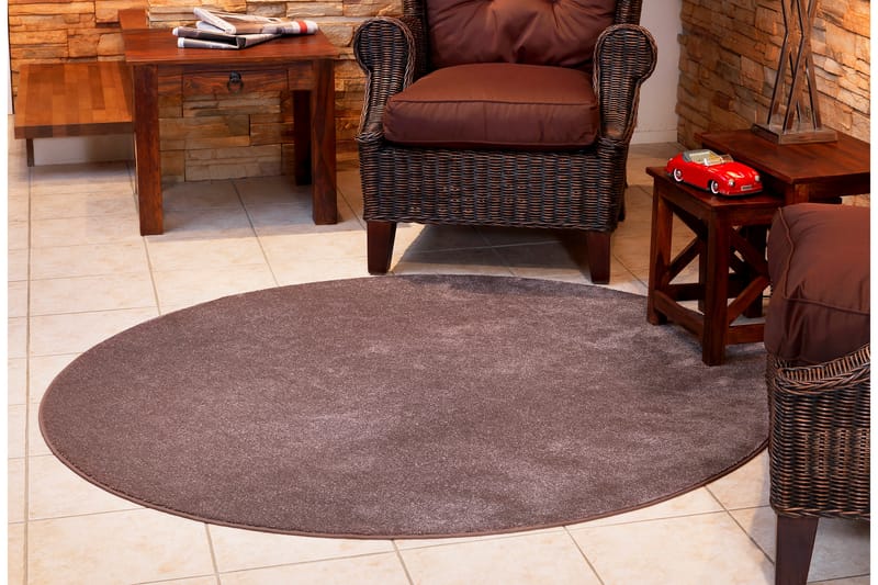 Matto Satine Pyöreä 160 cm Ruskea - VM Carpet - Kodintekstiilit & matot - Matto - Moderni matto - Nukkamatto