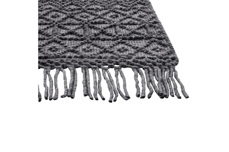 Ryijymatto Alucra 160x230 cm - Musta - Kodintekstiilit & matot - Matto - Moderni matto - Nukkamatto