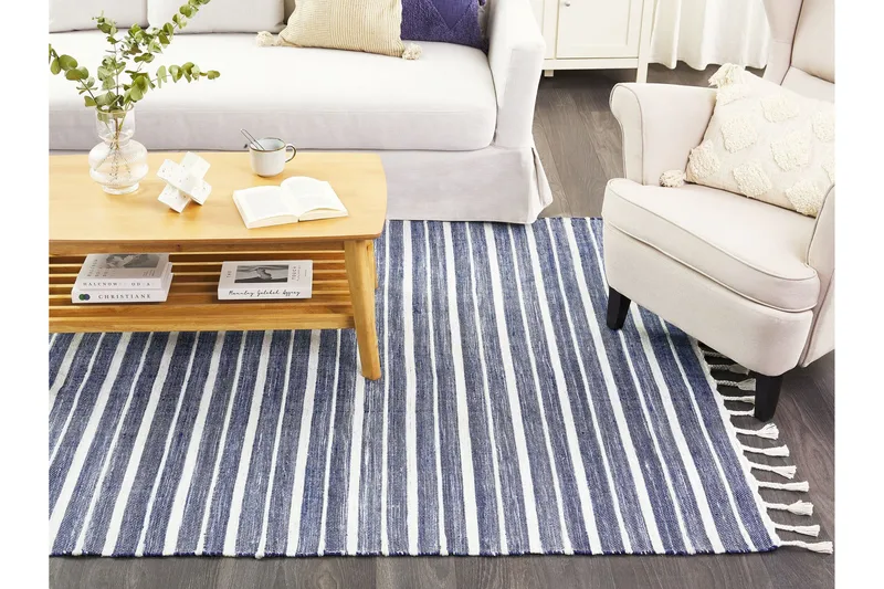 Ryijymatto Bademli 160x230 cm - Sininen - Kodintekstiilit & matot - Matto - Tasokudotut matot