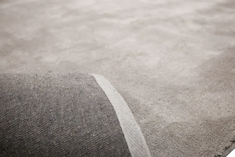 Matto Viskoosijäljitelmä Undra 170x240 - Hopea - Kodintekstiilit & matot - Matto - Moderni matto - Viskoosimatto & keinosilkkimatto