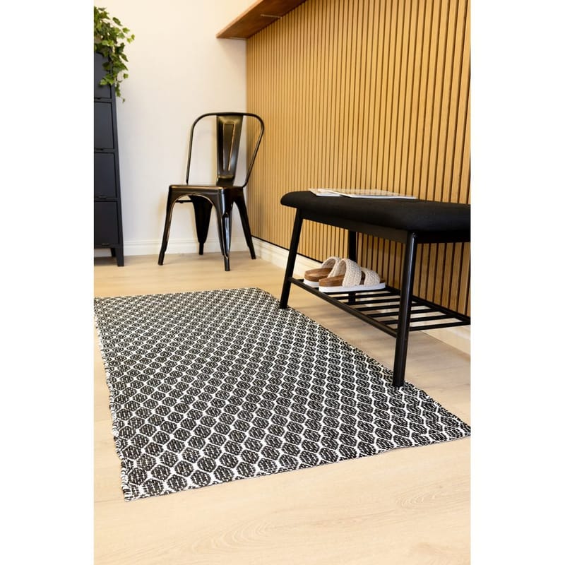 Muovimatto Hilma Link - 150x220 cm, Musta - Kodintekstiilit & matot - Matto - Ulkomatto - Parvekematto & terassimatto