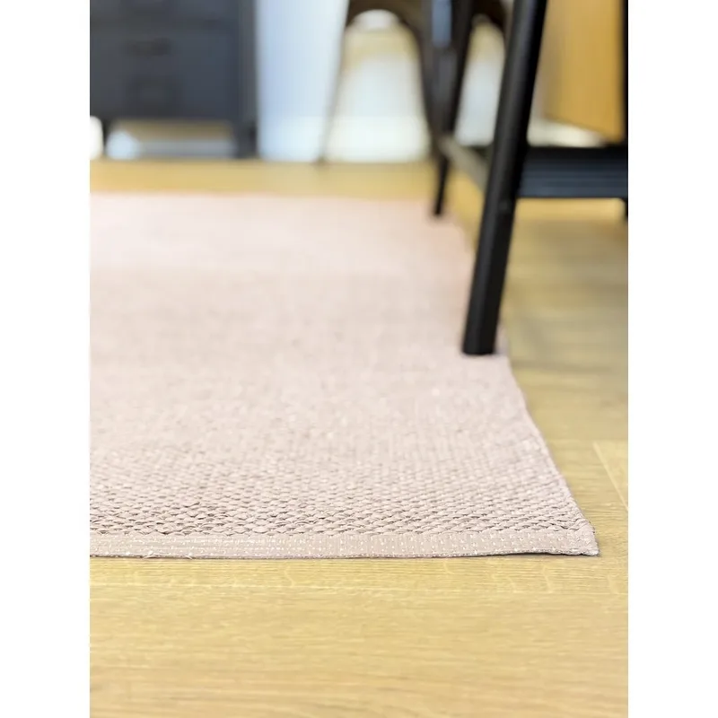 Muovimatto Hilma Plain - 70x300 cm, Vaaleanpunainen - Kodintekstiilit & matot - Matto - Ulkomatto - Parvekematto & terassimatto