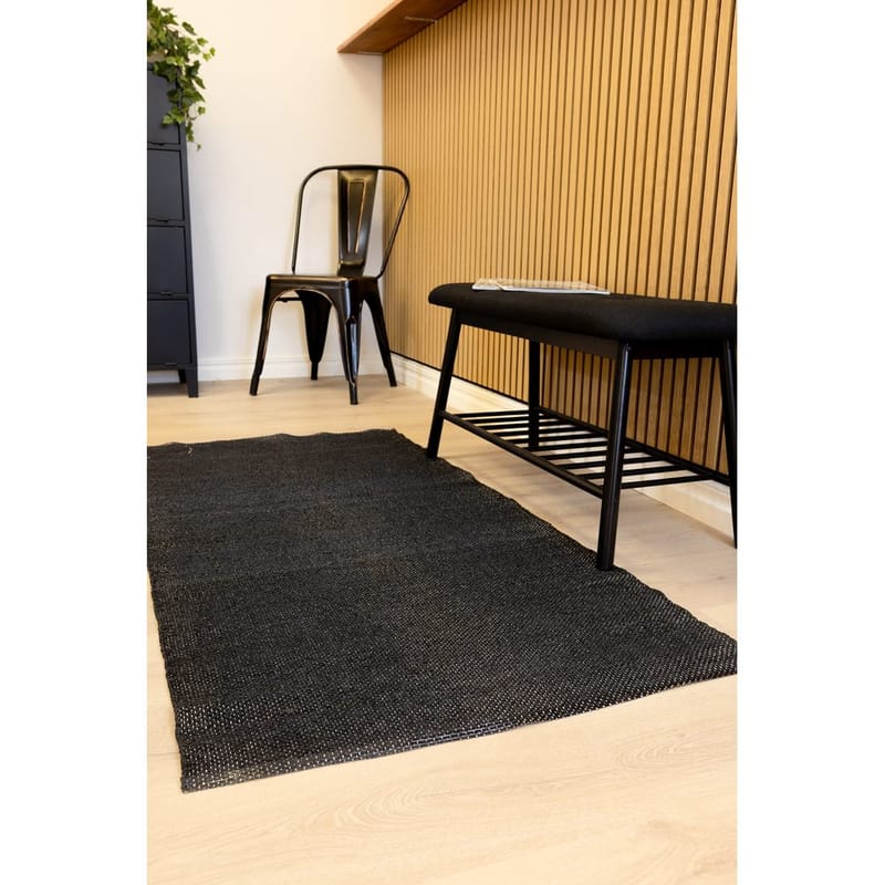 Muovimatto Hilma Plain - 150x220 cm, Musta - Kodintekstiilit & matot - Matto - Ulkomatto - Parvekematto & terassimatto