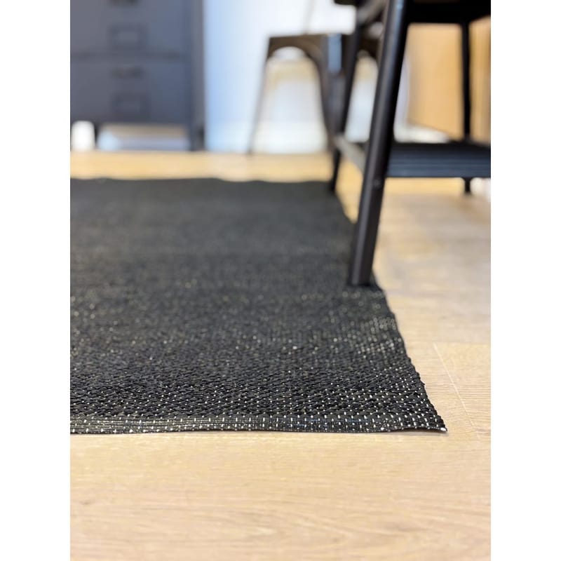 Muovimatto Hilma Plain - 70x200 cm, Musta - Kodintekstiilit & matot - Matto - Ulkomatto - Parvekematto & terassimatto