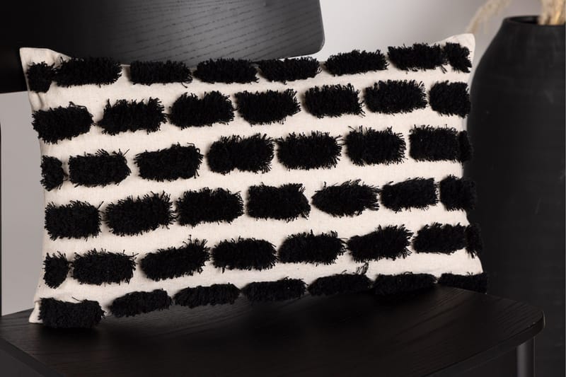 Lova Tyynynpäällinen - Musta - Kodintekstiilit & matot - Tyyny & torkkupeitto - Tyynynpäälliset