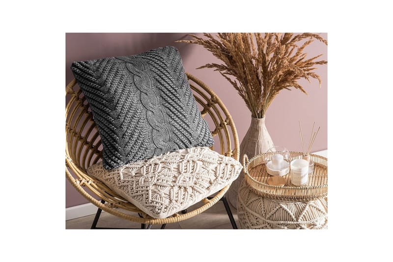 Koristetyynyt Konni sarja, 2 kpl - Kodintekstiilit & matot - Tyyny & torkkupeitto - Koristetyynyt