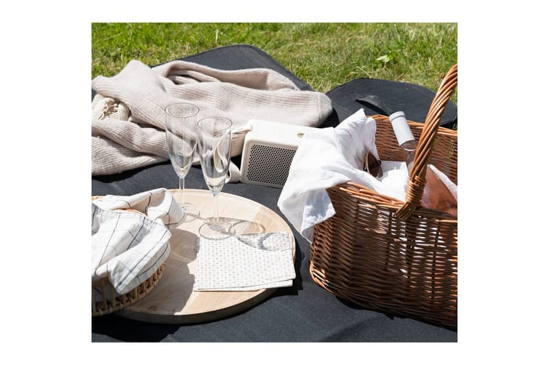 Piknik-viltti 130 x 150 cm - Musta - Urheilu & vapaa-aika - Retkeily & vaellus - Retkeilytarvikkeet - Retkipyyhe
