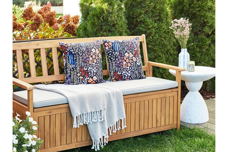 Sylvan Lake Ulkotyyny 45x45 cm - Musta - Kodintekstiilit & matot - Tyyny & torkkupeitto - Ulkotyyny