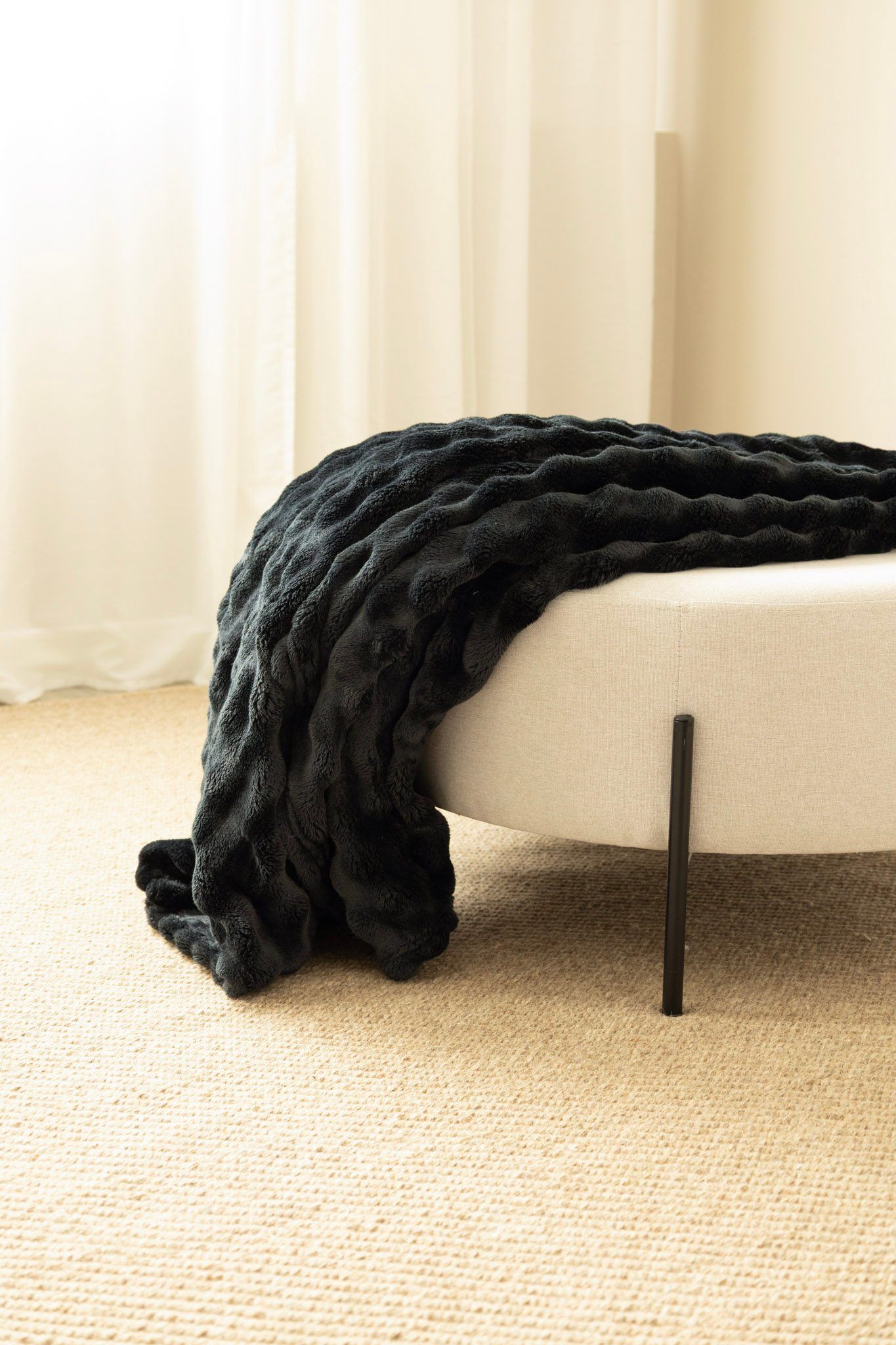 Torkkupeitto Pom Pom 130x170 cm - Musta