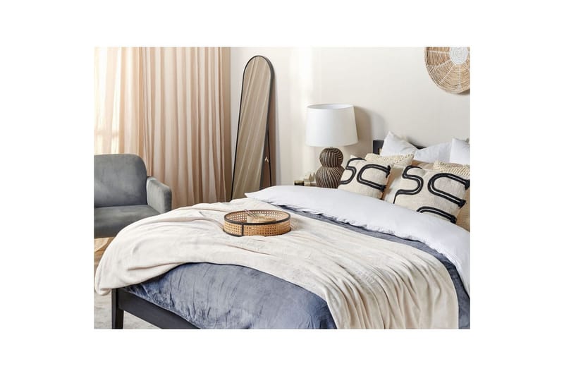 Viltti Bayburt Valkoinen, 150x200 cm - Valkoinen, 150x200 cm - Kodintekstiilit & matot - Tyyny & torkkupeitto - Torkkupeitto & viltti - Sherpapeitto