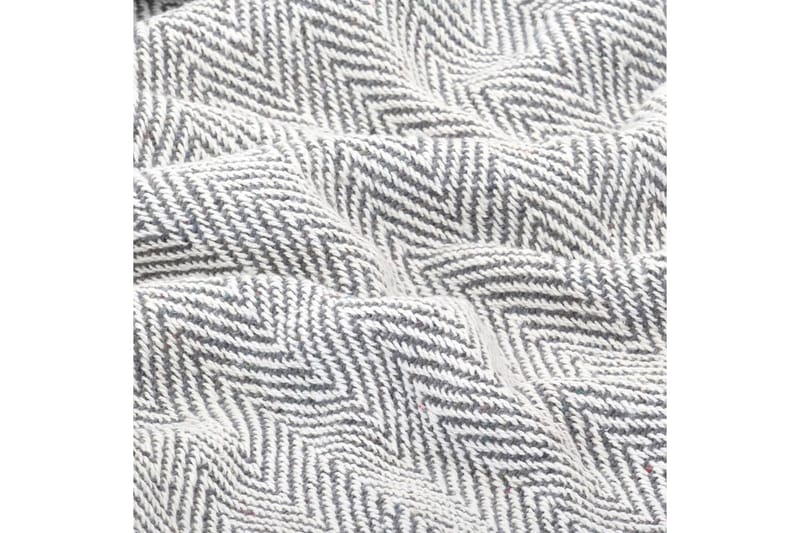 Viltti puuvilla kalanruotokuvio 125x150 cm harmaa - Harmaa - Kodintekstiilit & matot - Tyyny & torkkupeitto - Torkkupeitto & viltti - Sherpapeitto