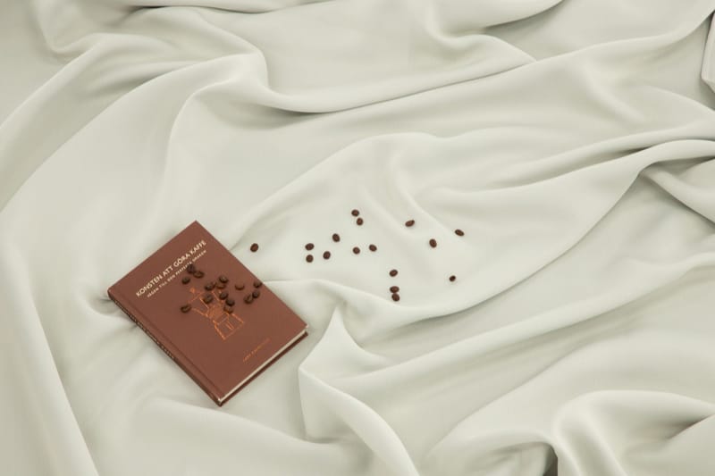 Verho Evelyn 135x240 cm - Luonnonvalkoinen - Kodintekstiilit & matot - Verhot - Sivuverho - Verho nauhakujalla