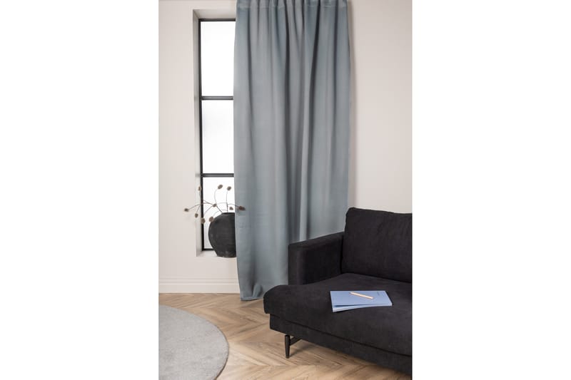 Verho Evelyn 135x240 cm - Vaaleanharmaa - Kodintekstiilit & matot - Verhot - Sivuverho - Verho nauhakujalla