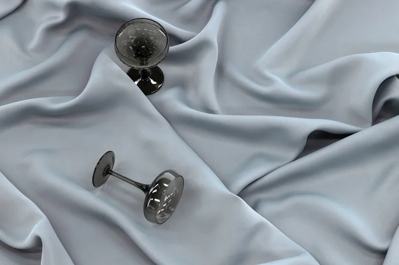 Verho Evelyn 135x240 cm - Vaaleanharmaa - Kodintekstiilit & matot - Verhot - Sivuverho - Verho nauhakujalla