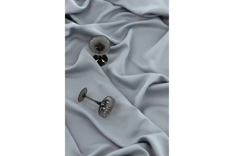 Verho Evelyn 135x240 cm - Vaaleanharmaa - Kodintekstiilit & matot - Verhot - Sivuverho - Verho nauhakujalla