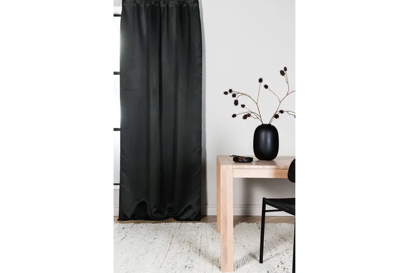 Verho Evelyn 90x135 cm - Musta - Kodintekstiilit & matot - Verhot - Sivuverho - Verho nauhakujalla