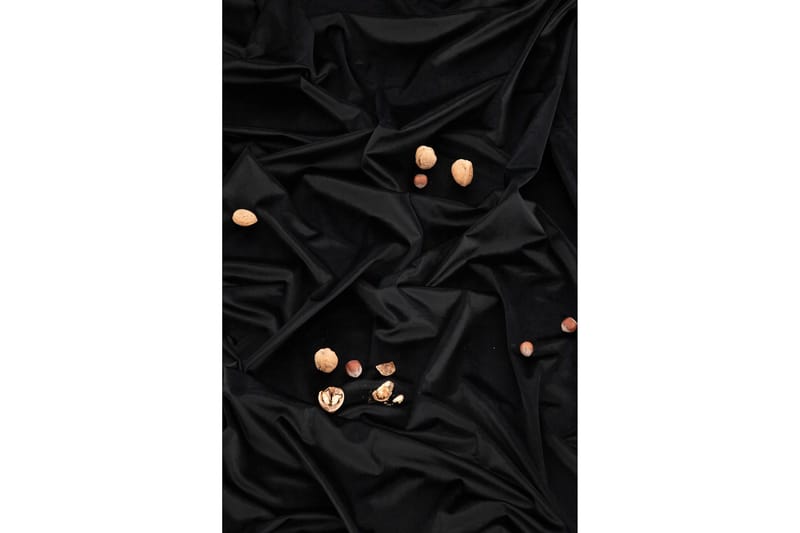 Verho Mary 135x250 cm - Musta - Kodintekstiilit & matot - Verhot - Sivuverho - Verho nauhakujalla