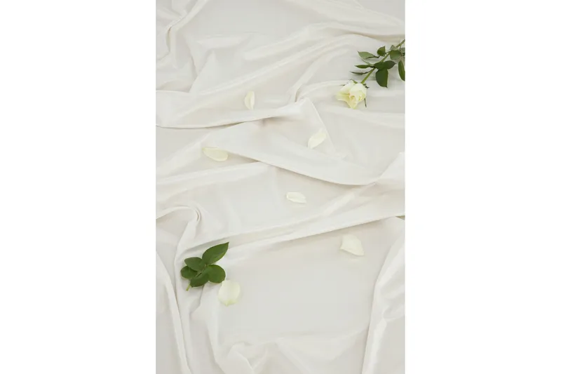 Verho Mary 135x250 cm - Valkoinen - Kodintekstiilit & matot - Verhot - Sivuverho - Verho nauhakujalla