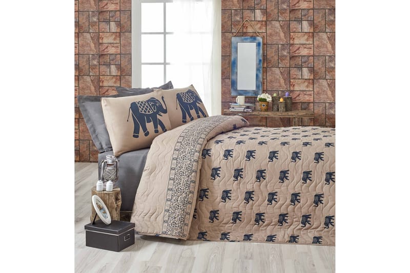 Päiväpeite Eponj Home Yhden 160x220+ tyynyliina Tikattu - Sininen/Vaaleanruskea - Kodintekstiilit & matot - Vuodevaatteet