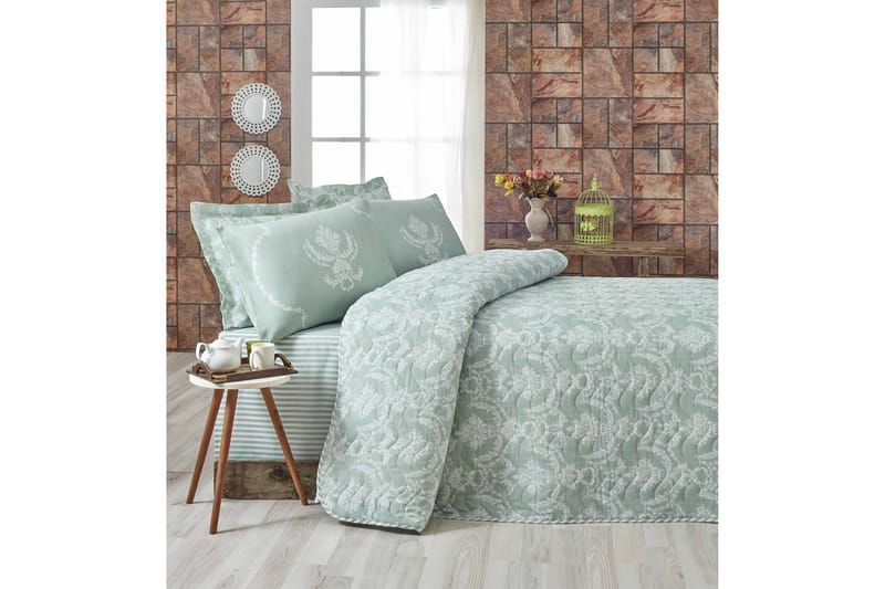 Päiväpeite Eponj Home Yhden 160x220+ tyynyliina Tikattu - Vihreä/Valkoinen - Kodintekstiilit & matot - Vuodevaatteet