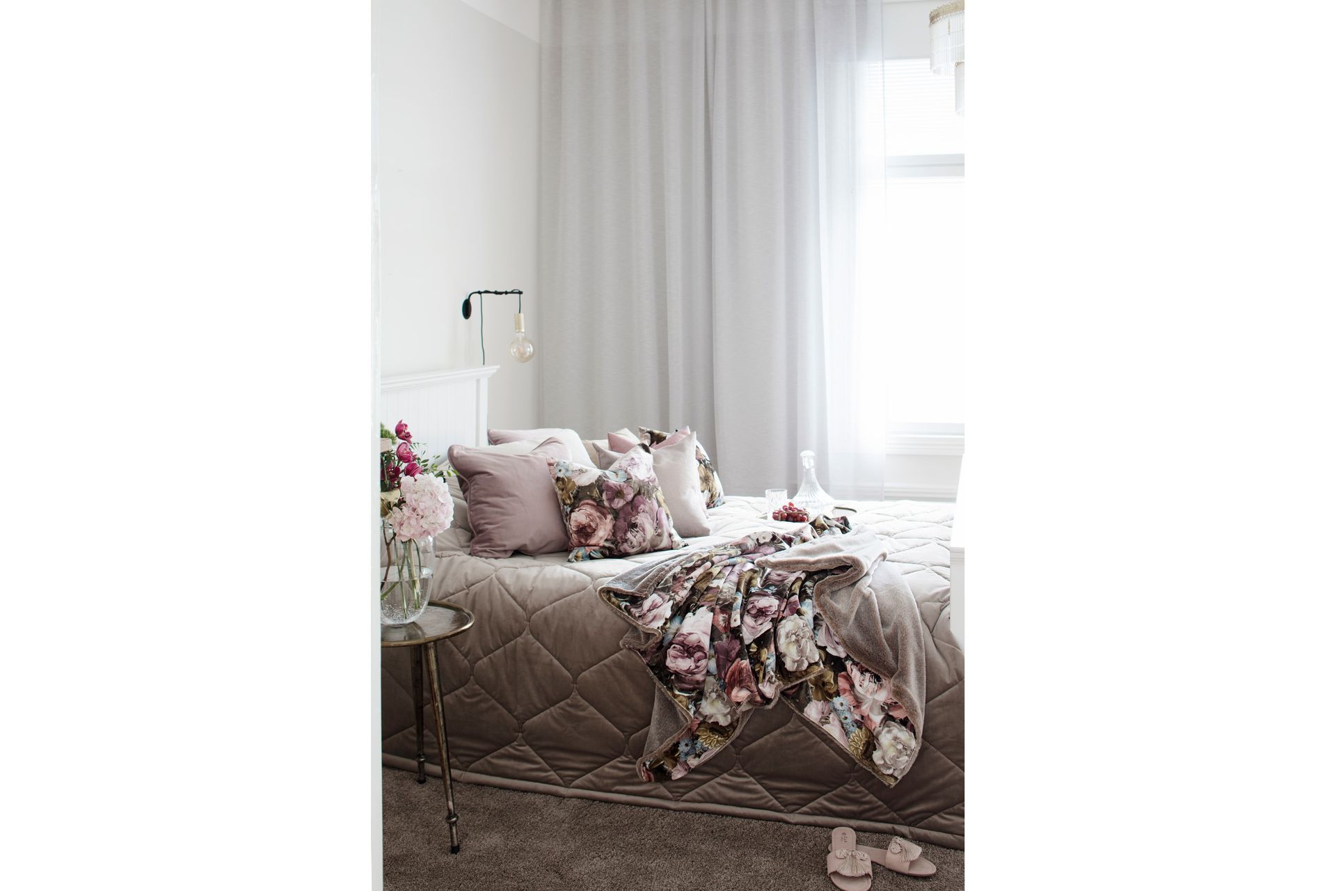 Päiväpeite Manuel 160x260 cm Beige - Lennol - Kodintekstiilit & matot - Vuodevaatteet - Päiväpeitto
 - Yhden hengen sängyn päiväpeitto