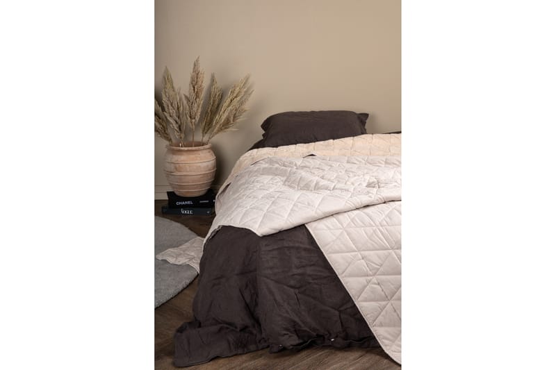 Päiväpeite Nilla 150x250 cm - Beige - Kodintekstiilit & matot - Vuodevaatteet - Päiväpeitto - Yhden hengen sängyn päiväpeitto
