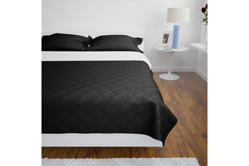 Kaksipuolinen Tikattu Päiväpeite Musta/Valkoinen 170x210cm - Musta - Kodintekstiilit & matot - Vuodevaatteet - Päiväpeitto
 - Parisängyn päiväpeitto