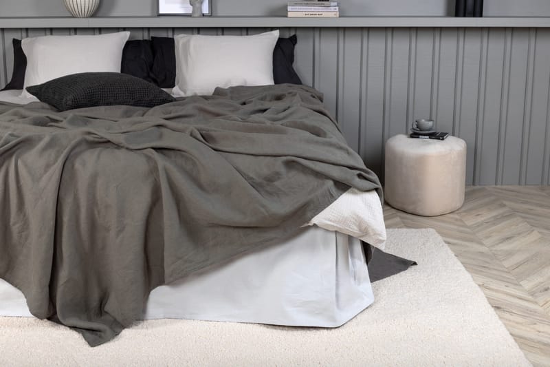 Päiväpeite Milo 260x260 cm - Vaaleanharmaa - Kodintekstiilit & matot - Vuodevaatteet - Päiväpeitto - Parisängyn päiväpeitto