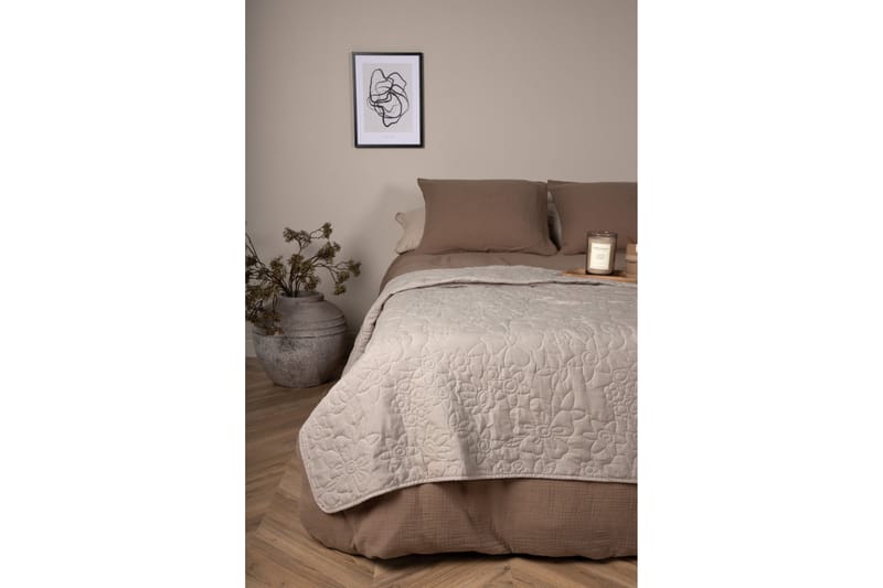 Päiväpeite Niki 150x250 cm - Beige - Kodintekstiilit & matot - Vuodevaatteet - Päiväpeitto - Parisängyn päiväpeitto