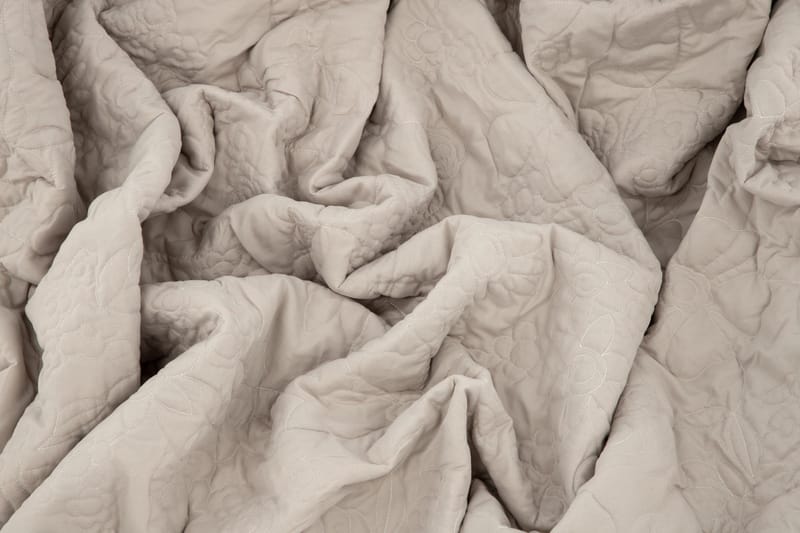 Päiväpeite Niki 150x250 cm - Beige - Kodintekstiilit & matot - Vuodevaatteet - Päiväpeitto - Parisängyn päiväpeitto