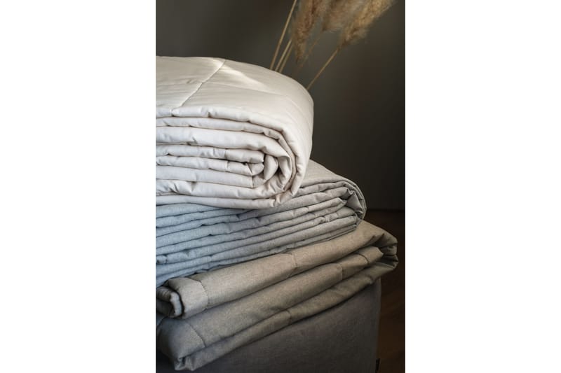 Päiväpeite Vilja 280x270 cm Harmaa - Lennol - Kodintekstiilit & matot - Vuodevaatteet - Päiväpeitto
 - Parisängyn päiväpeitto