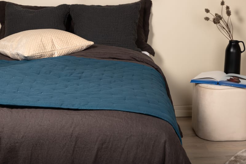 Päiväpeite Sally 260x80 cm - Sininen - Kodintekstiilit & matot - Vuodevaatteet - Päiväpeitto
 - Yhden hengen sängyn päiväpeitto