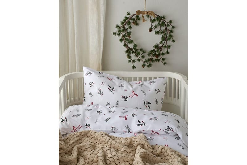 Pussilakanasetti Pinnasänkyyn 2-osainen Joulukvisti Punainen - Punainen - Kodintekstiilit & matot - Vuodevaatteet - Pussilakanasetti - Pussilakanasetti yhden hengen sänkyyn