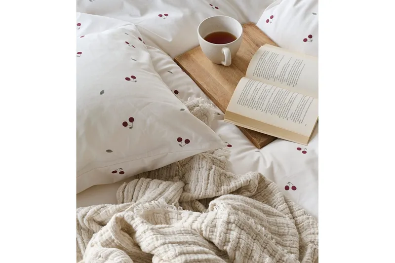 Pussilakanasetti Yhden hengen sänky 2-osainen Kirsikka Hiekka - Kodintekstiilit & matot - Vuodevaatteet - Pussilakanasetti - Pussilakanasetti yhden hengen sänkyyn