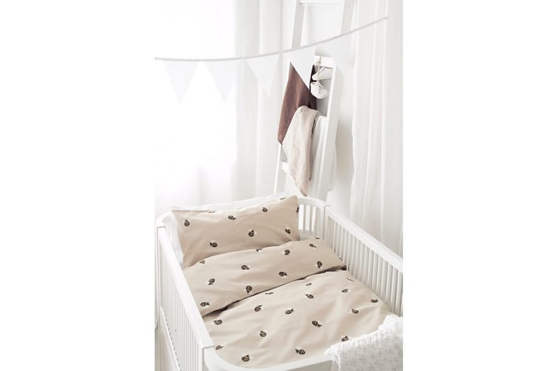 Pussilakanasetti Pinnasänkyyn 2-osainen Humla Santapaperi - Kodintekstiilit & matot - Vuodevaatteet - Pussilakanasetti
 - Pussilakanasetti parisänkyyn