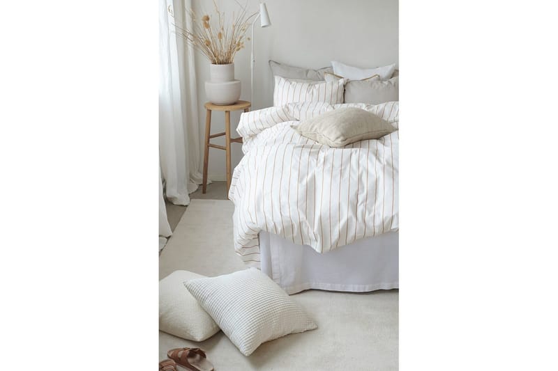 Pussilakanasetti Parisänky Kolmiosainen Saga - Oranssi - Kodintekstiilit & matot - Vuodevaatteet - Pussilakanasetti
 - Pussilakanasetti parisänkyyn