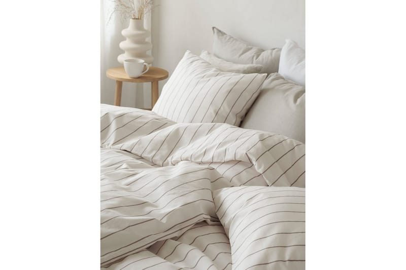 Pussilakanasetti Parisänky Kolmiosainen Saga - Liina - Kodintekstiilit & matot - Vuodevaatteet - Pussilakanasetti
 - Pussilakanasetti parisänkyyn