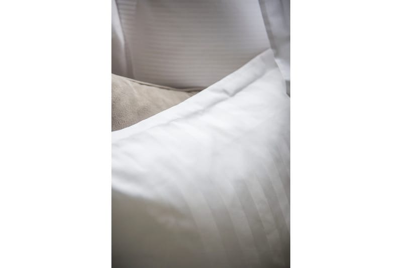 Hotelli Tyynyliina Satiiniraita - 50 x 60 cm - Kodintekstiilit & matot - Vuodevaatteet - Tyynyliina