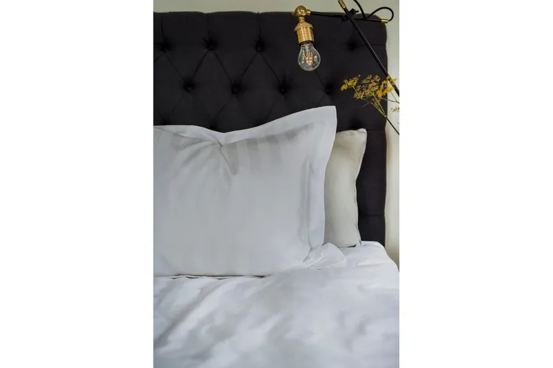 Hotelli Tyynyliina Satiiniraita - 50 x 60 cm - Kodintekstiilit & matot - Vuodevaatteet - Tyynyliina