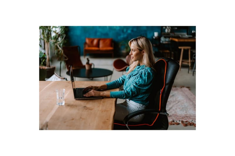 Hierontaistuin Medivon Cosy Mesh - Musta - Kotitalous - Hyvinvointi & terveys - Hieronta & itsehoito - Hierontalaitteet - Hierontatyyny