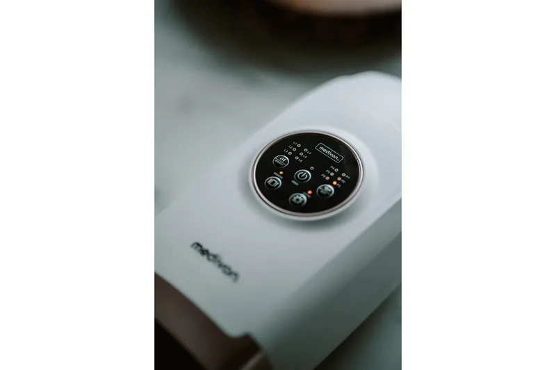 Käsihierontalaite Medivon Valkoinen - Valkoinen - Kotitalous - Hyvinvointi & terveys - Hieronta & itsehoito - Hierontalaitteet - Lihashuoltovasara